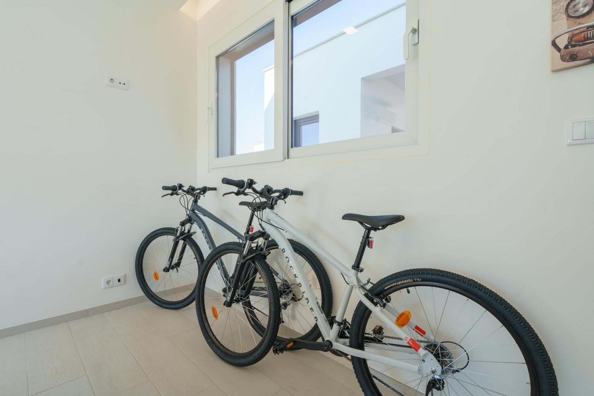 Villa Beach And Friends With Ocean View โลรินญา ภายนอก รูปภาพ