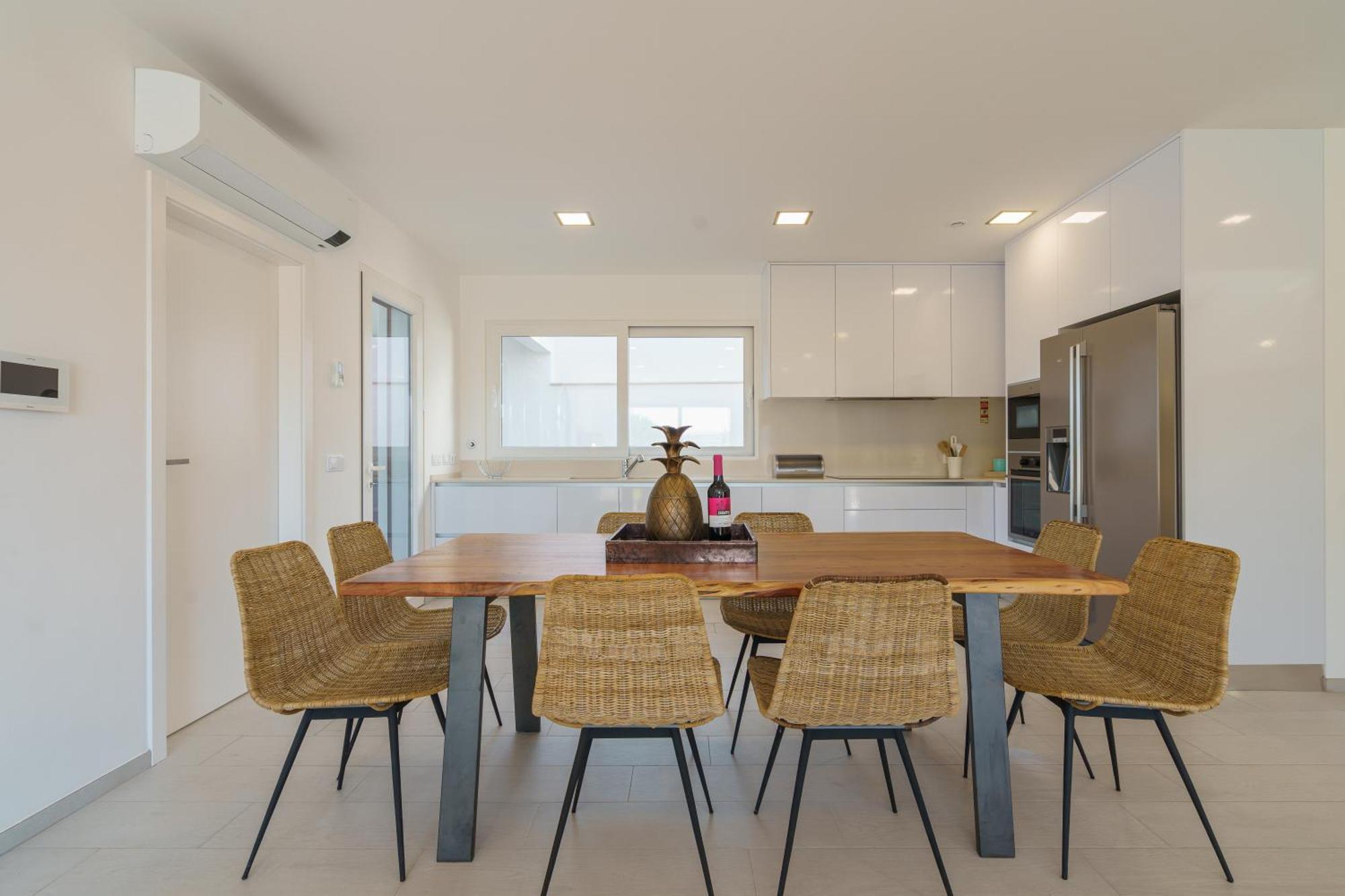 Villa Beach And Friends With Ocean View โลรินญา ภายนอก รูปภาพ