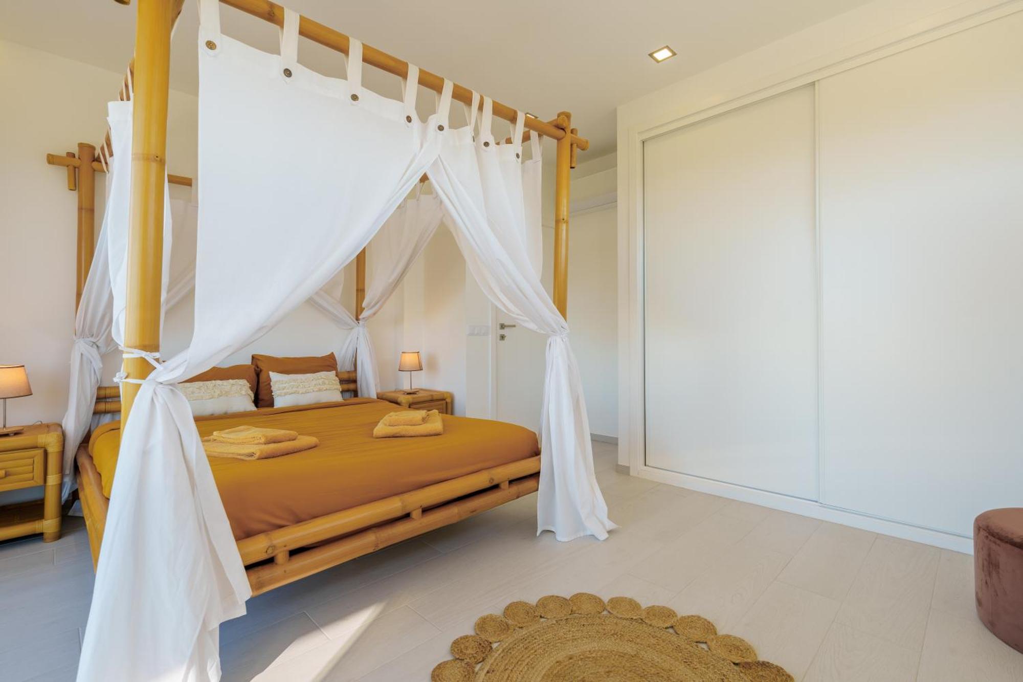 Villa Beach And Friends With Ocean View โลรินญา ภายนอก รูปภาพ
